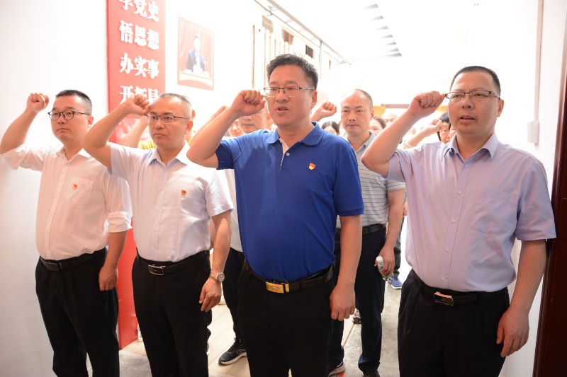 1682557966499124.jpg image