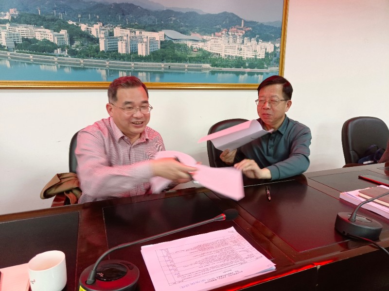 1678089871751379.jpg image