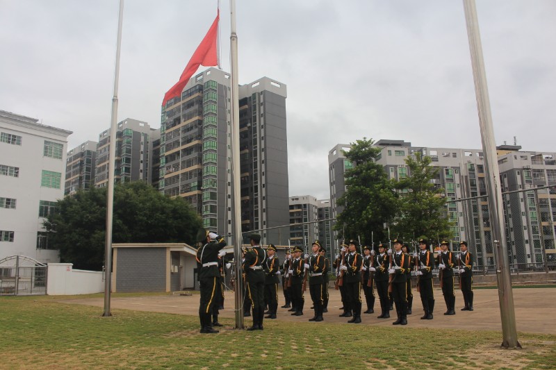 1635735375777968.jpg image