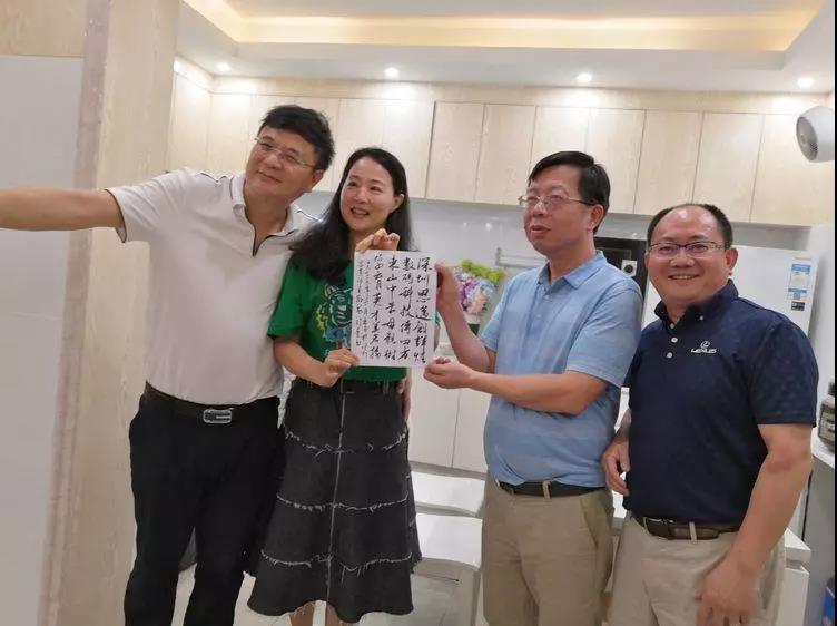 1560176175601985.jpg 1560176175601985.jpg