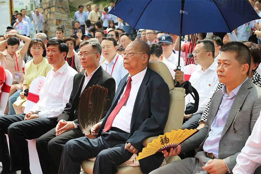 1558694753505939.jpg 1558694753505939.jpg