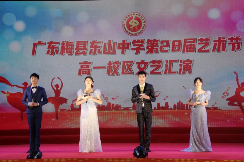 1672455439605517.jpg 8debacfd99b7887754edbf75a8322e9.jpg