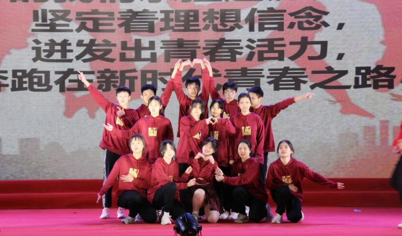 1672456289340736.jpg image