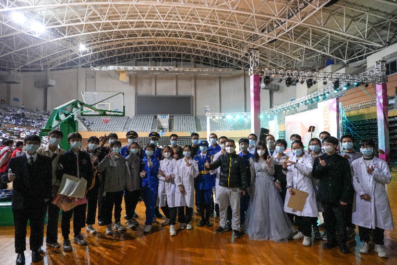 1672456112607622.jpg 图13(22班).jpg