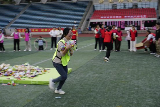 3c23c0e0be4072a3768e2cad1327864