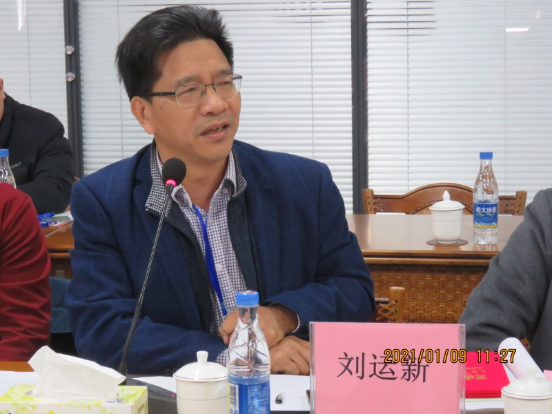 1610505277410264.jpg 15校董刘运新校友发言.JPG