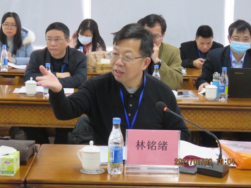 1610505044705107.jpg 7校董会副董事长林铭绪副校长介绍增选校董的候选人.JPG