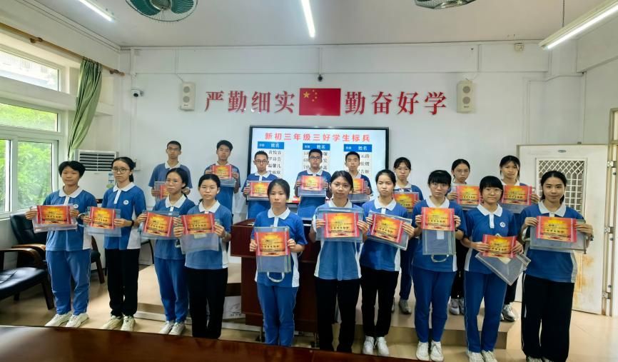 说明: 5fbc9a3cab53dda6e8cba0f4c10fe448