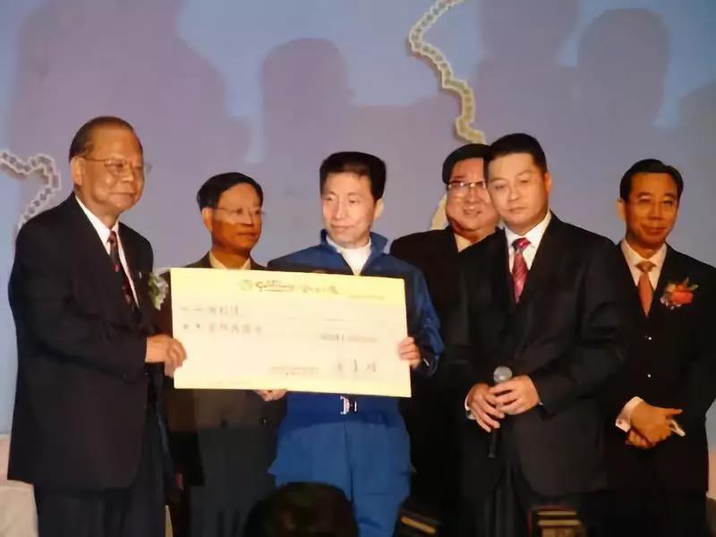 1615949707340621.jpg image