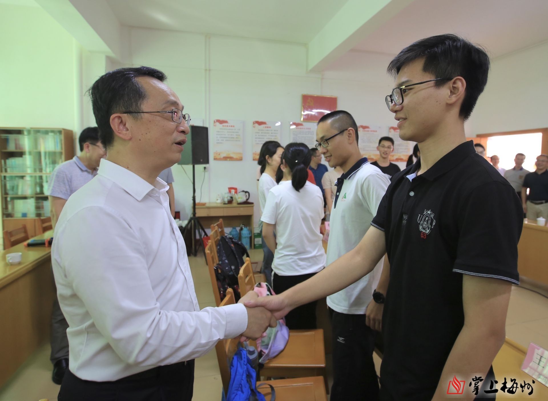 1561708074704340.jpg 2.jpg