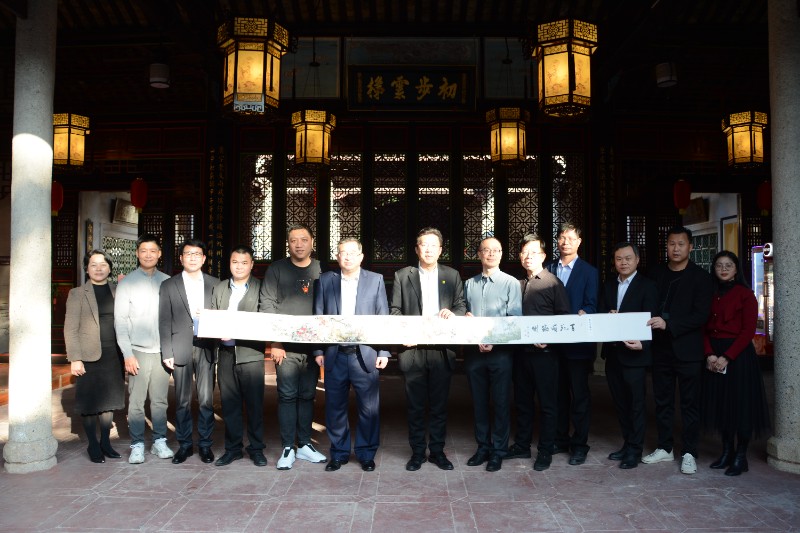 DSC_8322.JPG DSC_8322.JPG