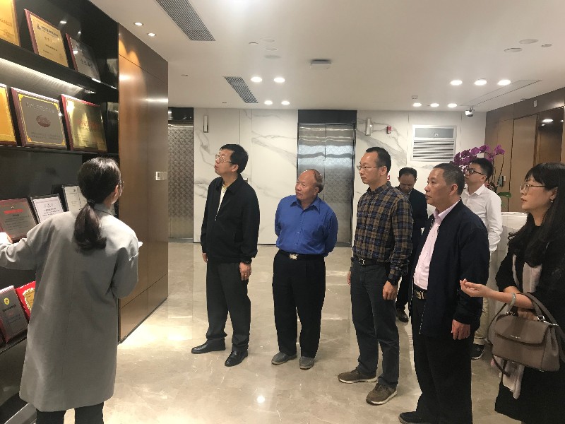 1553698979302906.jpg 24参观金溢科技公司.jpg