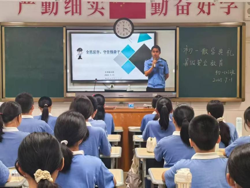 说明: cdbe808afee815e4dd219ce25334af79